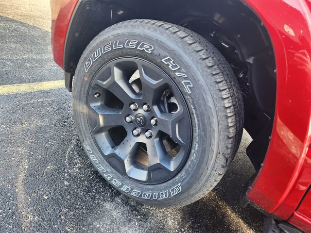 New 2026 RAM 1500 4x4 Crew Cab image 26