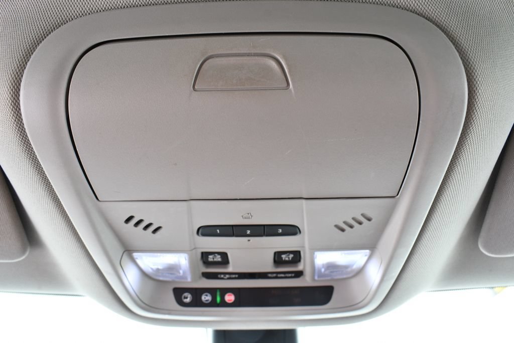 Used 2019 Buick Enclave Avenir AWD/4WD image 34