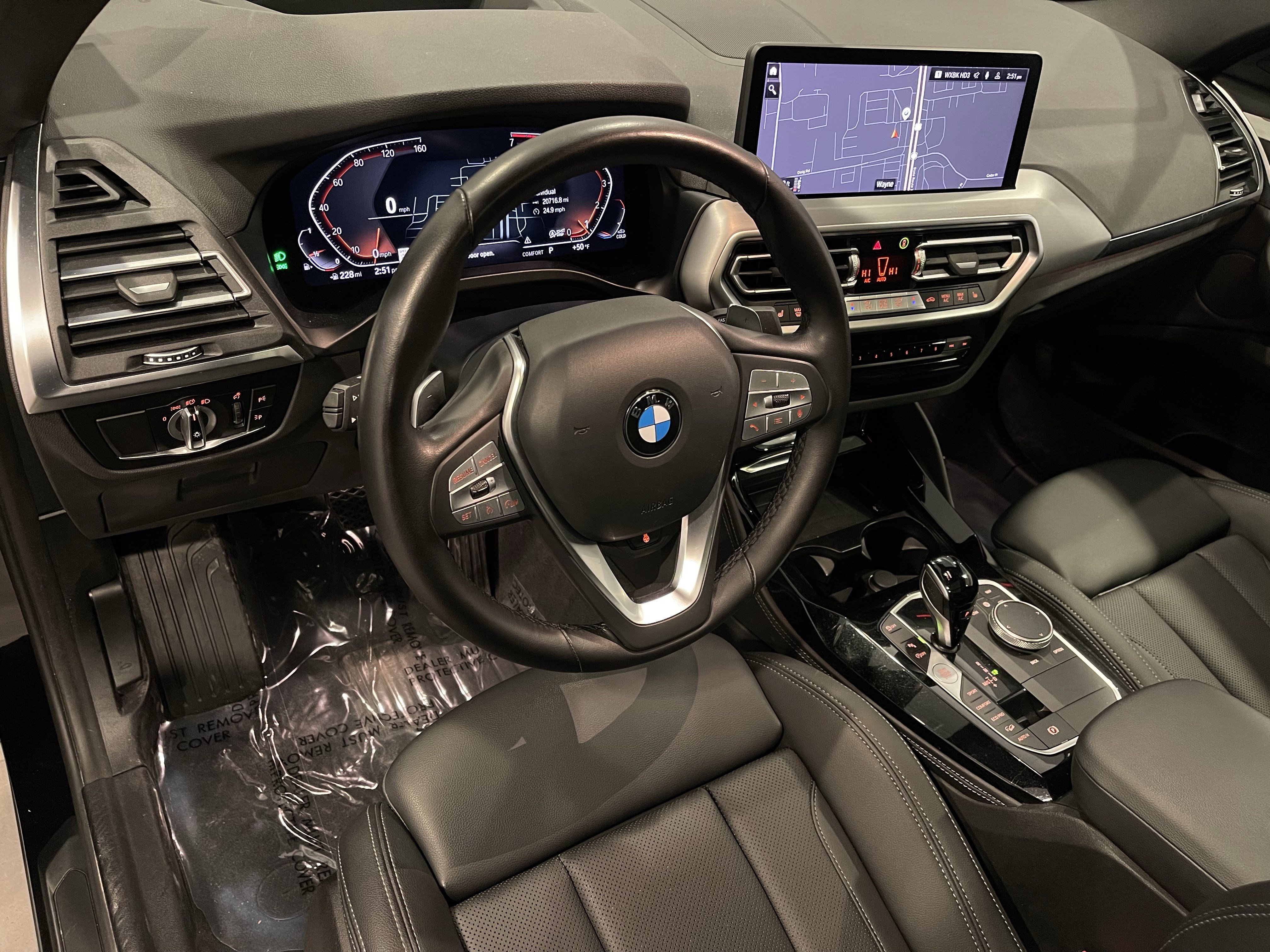 Used 2023 BMW X4 xDrive30i w/ Premium Package image 14