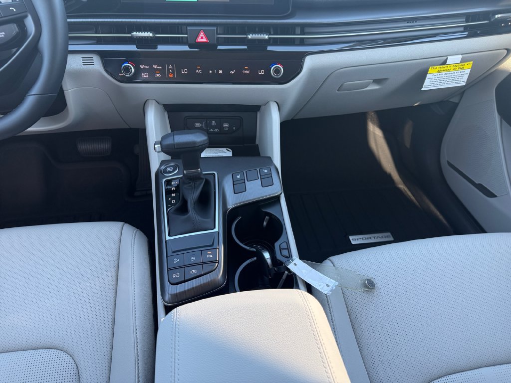 New 2026 Kia Sportage EX AWD/4WD image 11