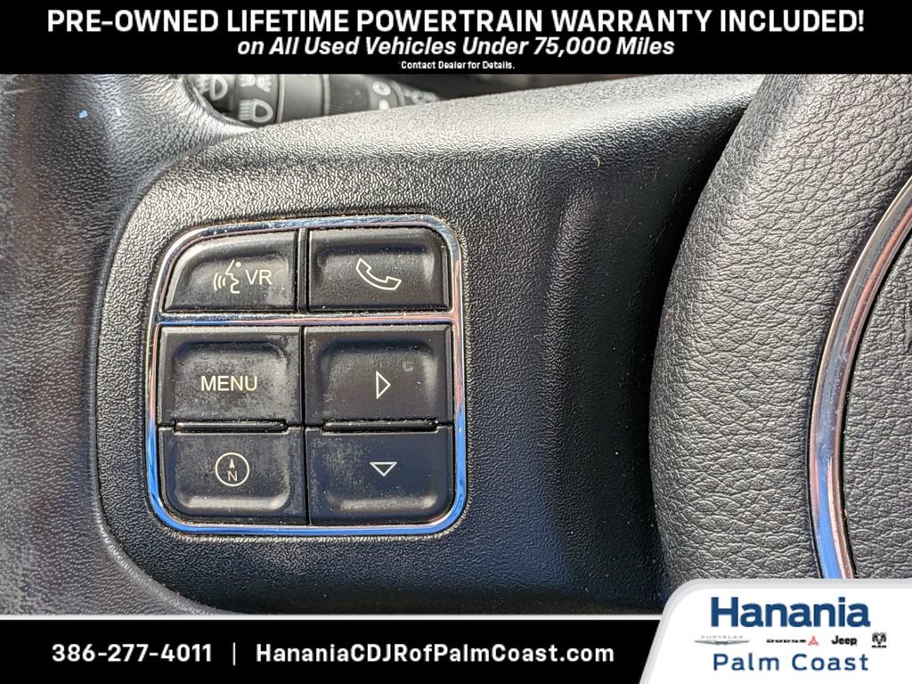Used 2017 Jeep Wrangler Unlimited Sahara w/ Connectivity Group AWD/4WD image 25