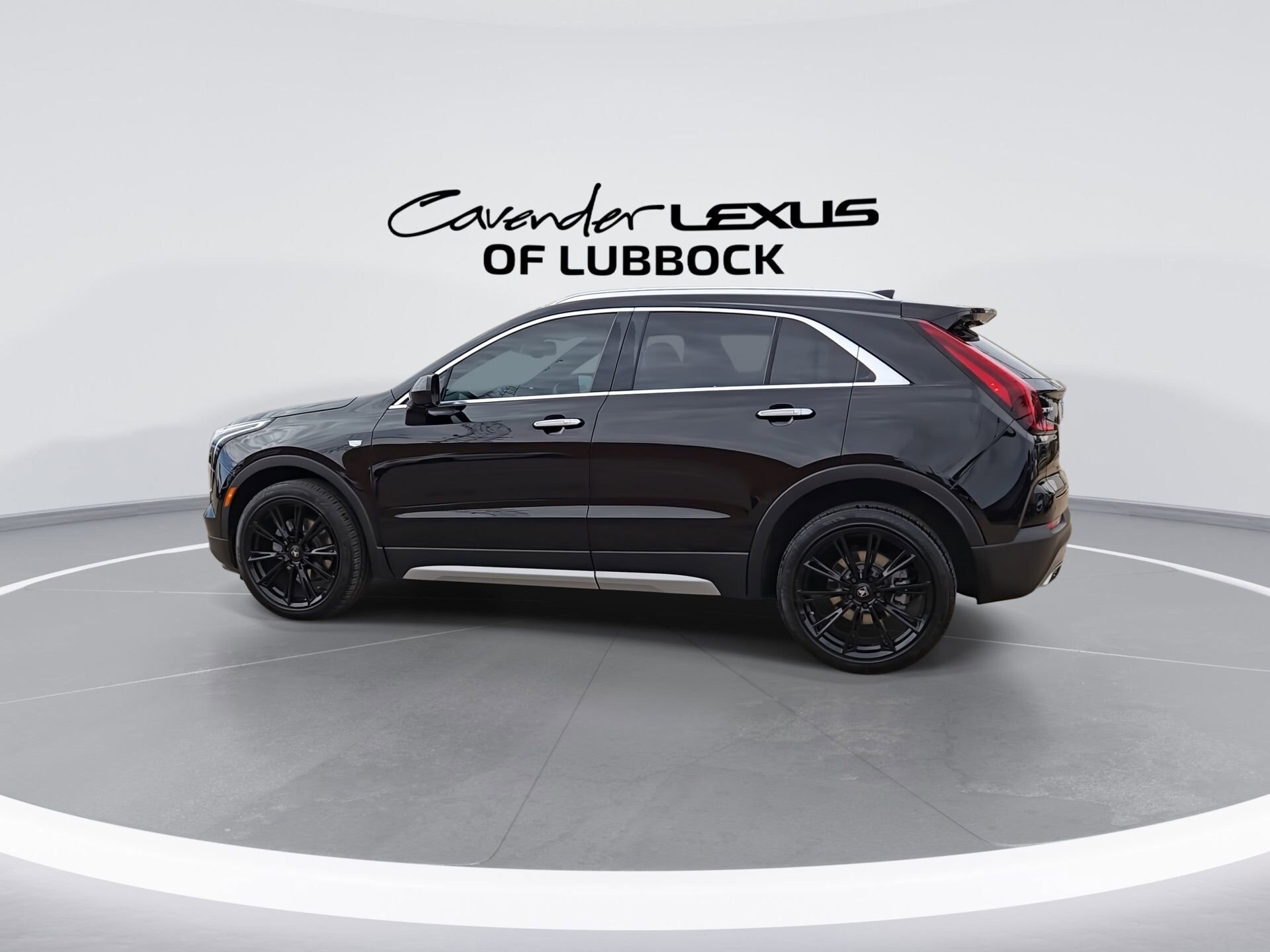 Used 2020 Cadillac XT4 Premium Luxury FWD image 6