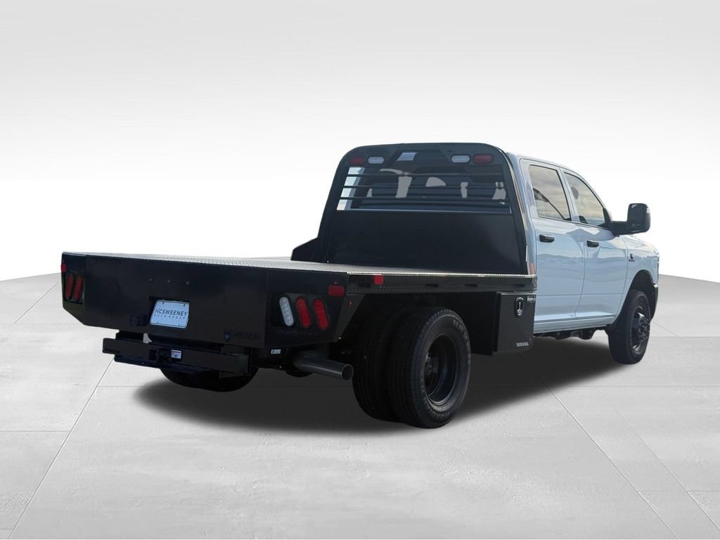 New 2026 RAM 3500 Tradesman AWD/4WD image 25
