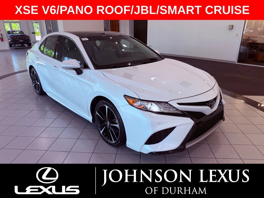 Used 2018 Toyota Camry XSE FWD image 1