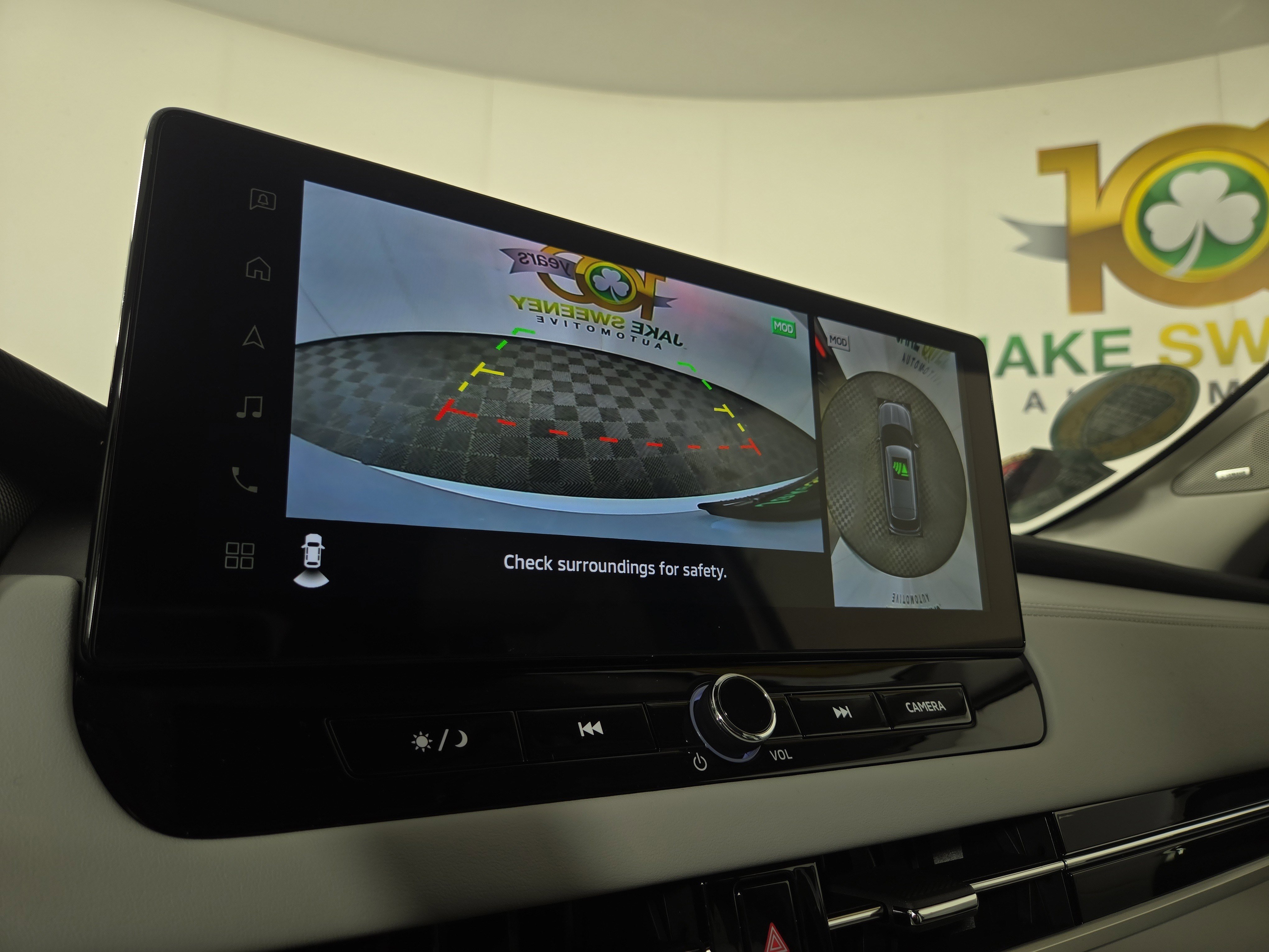 New 2025 Mitsubishi Outlander SE image 21