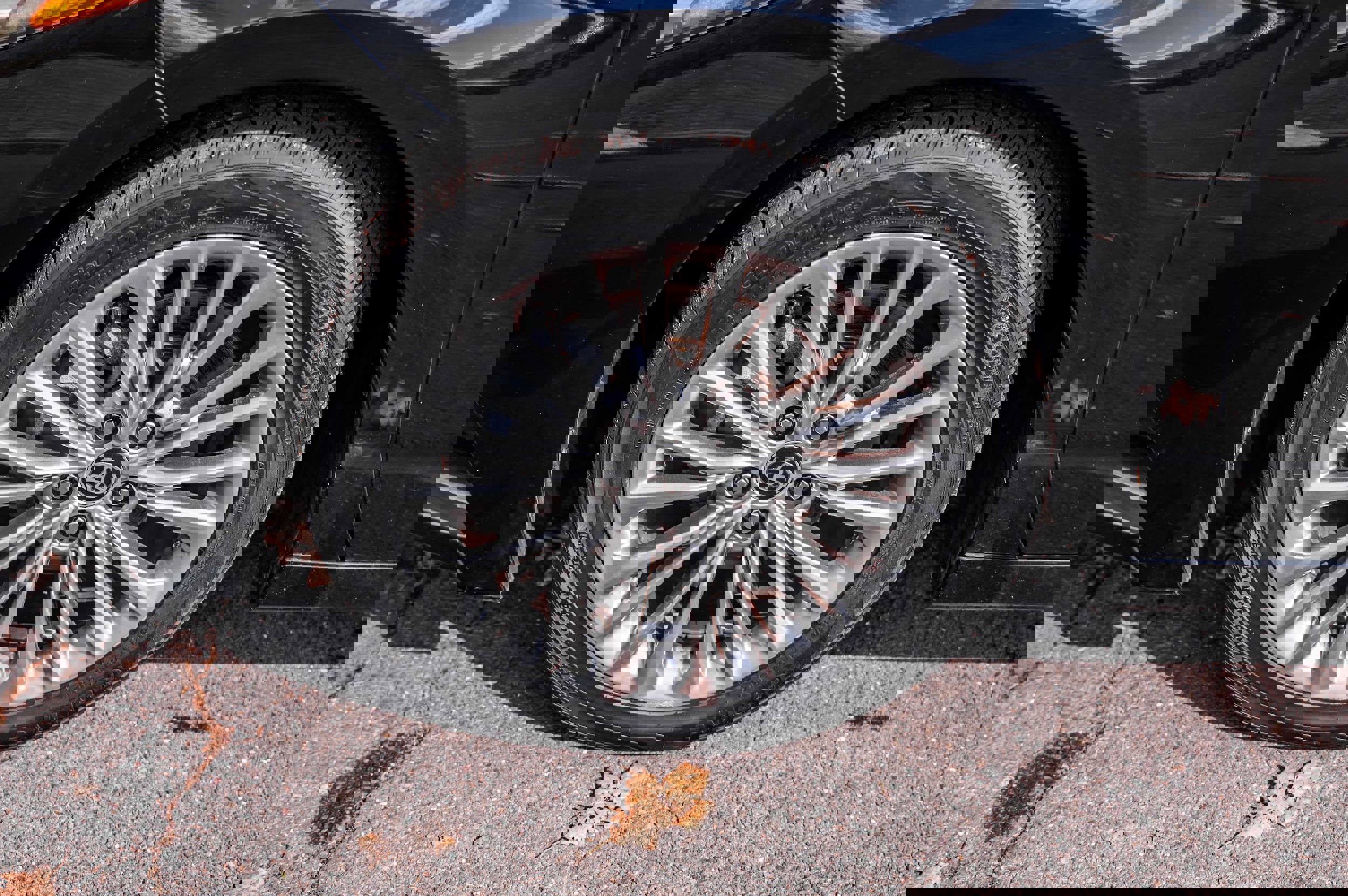 Certified 2022 Toyota Avalon Limited w/ Advanced Safety Package image 12