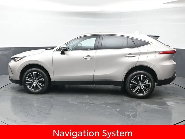 Certified 2024 Toyota Venza LE AWD/4WD image 4