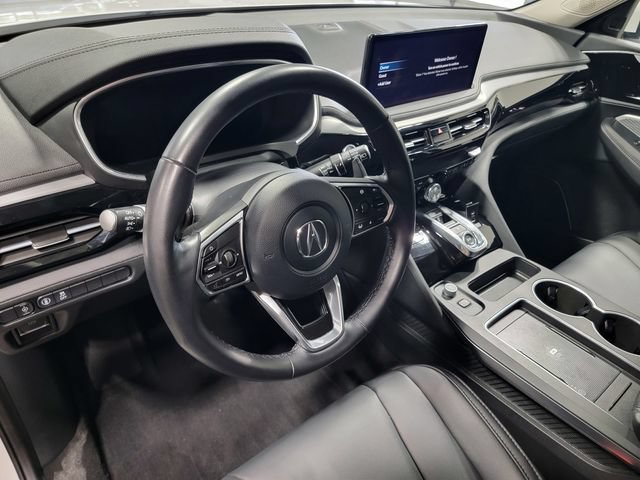 Used 2025 Acura MDX SH-AWD image 12