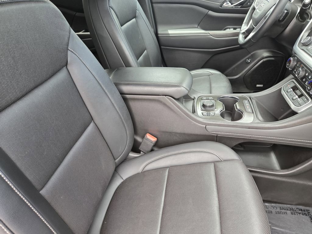 Used 2023 GMC Acadia SLT w/ Elevation Edition FWD image 19