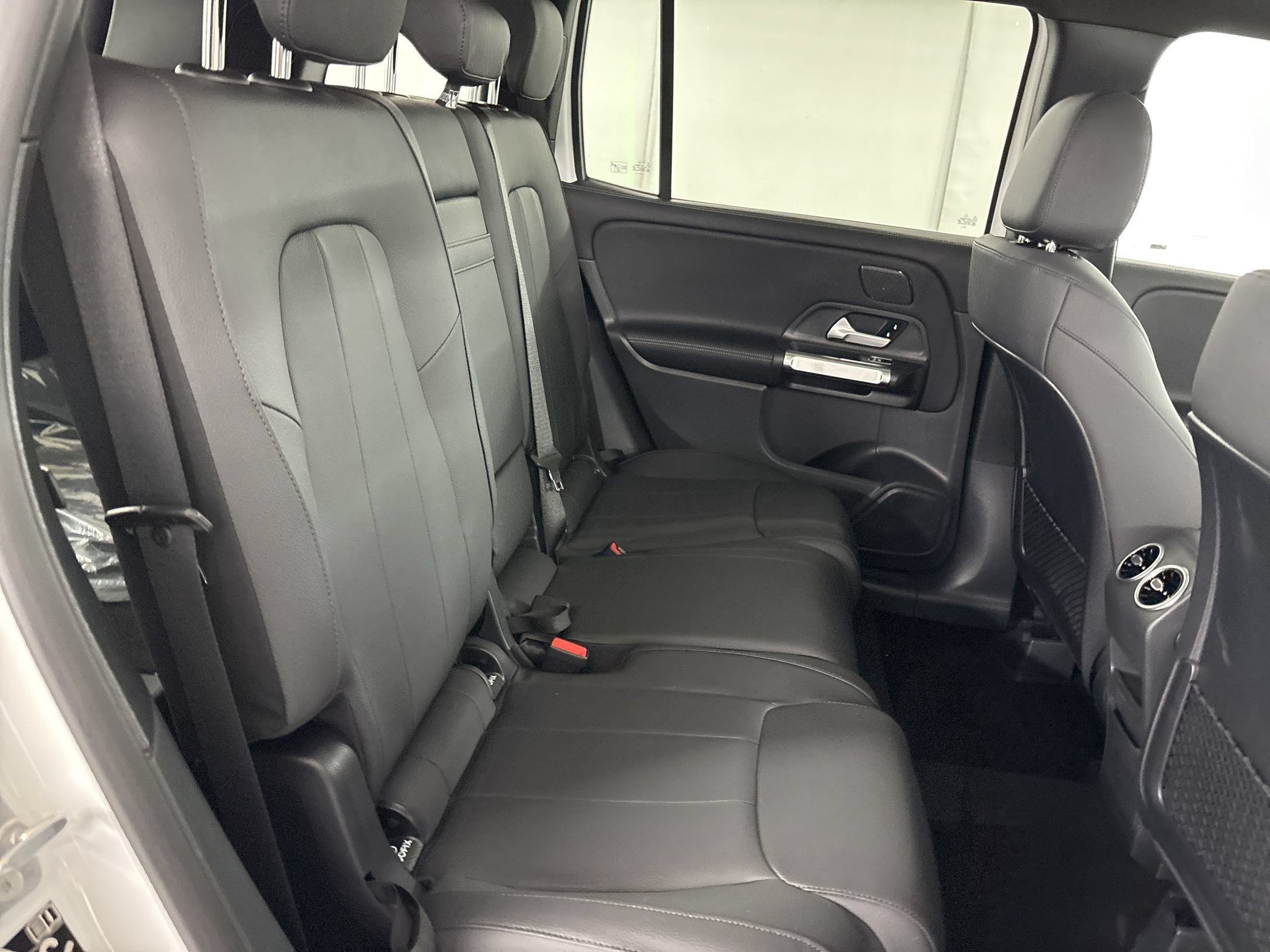 Certified 2026 Mercedes-Benz GLB 250 image 63