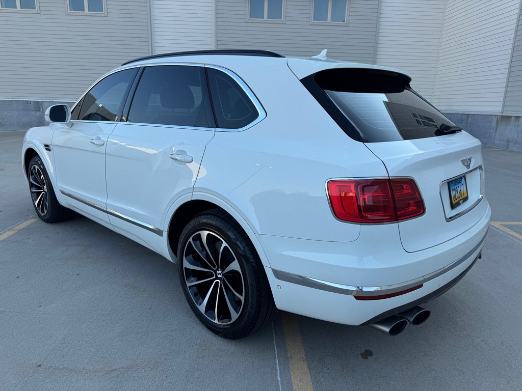 Used 2019 Bentley Bentayga AWD/4WD image 5