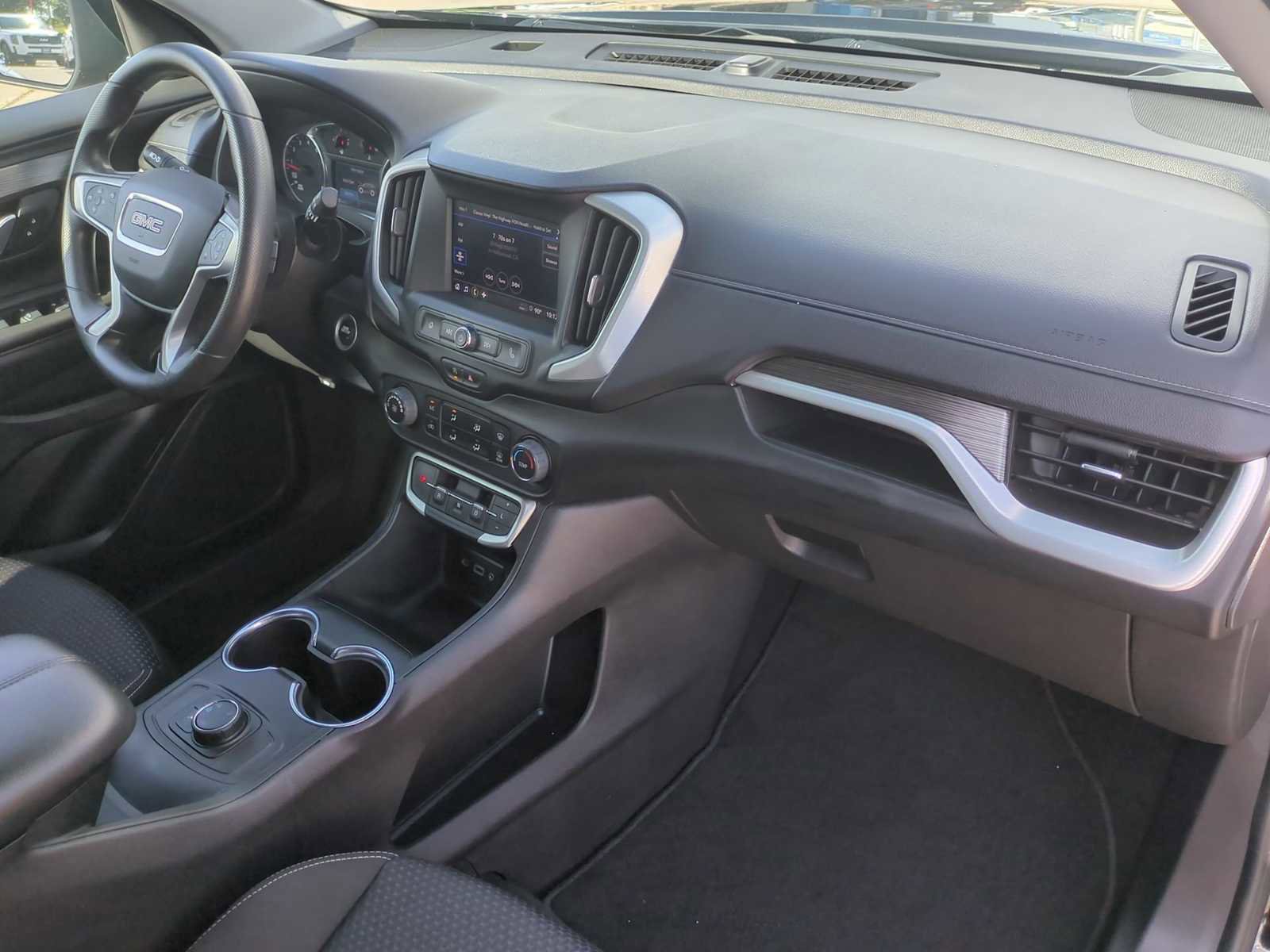 Used 2024 GMC Terrain SLE AWD/4WD image 28