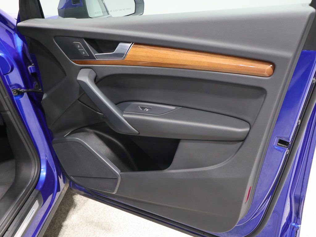 Used 2023 Audi Q5 e Premium image 23