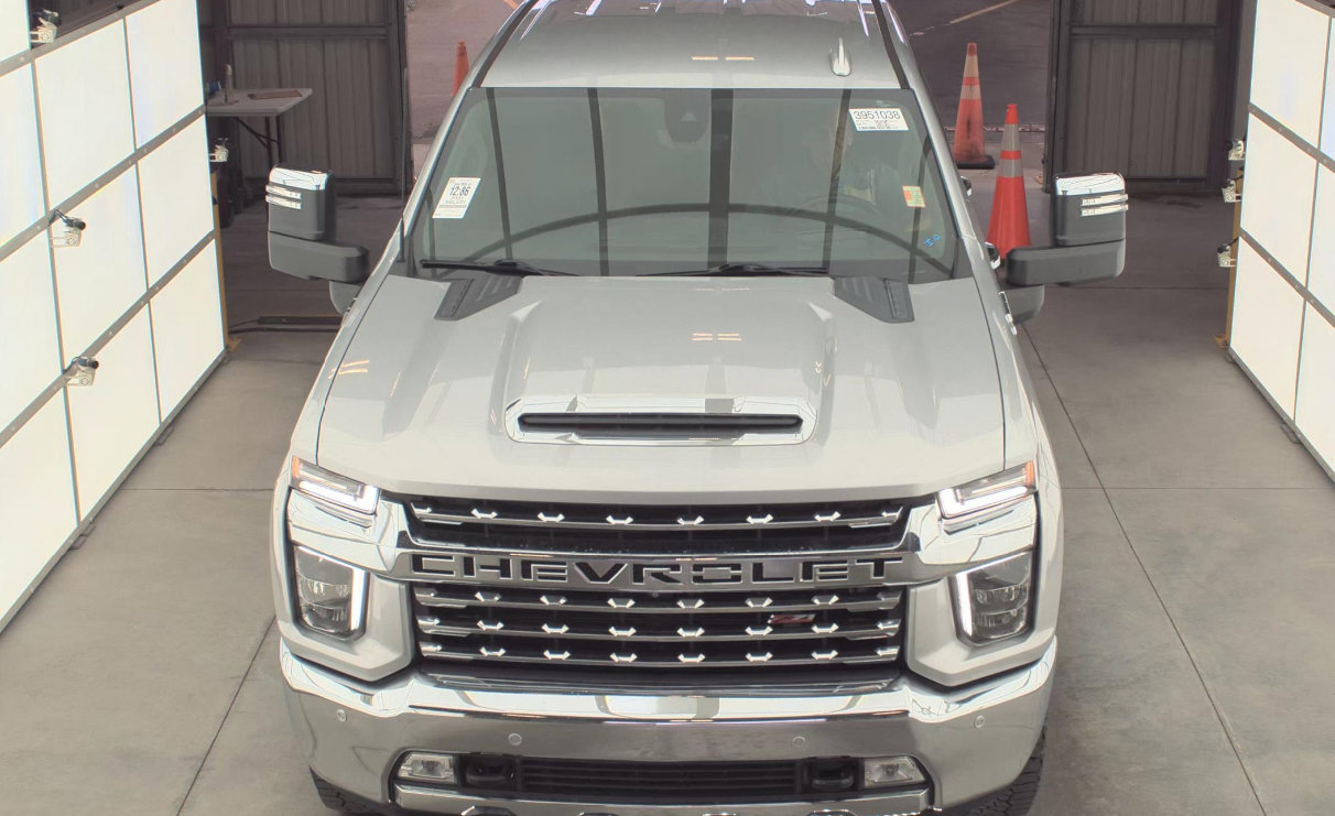 Used 2020 Chevrolet Silverado 2500 LTZ w/ LTZ Plus Package image 2