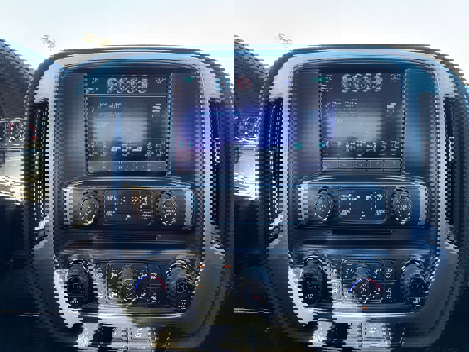 Used 2018 GMC Sierra 1500 SLE w/ SLE Value Package image 21