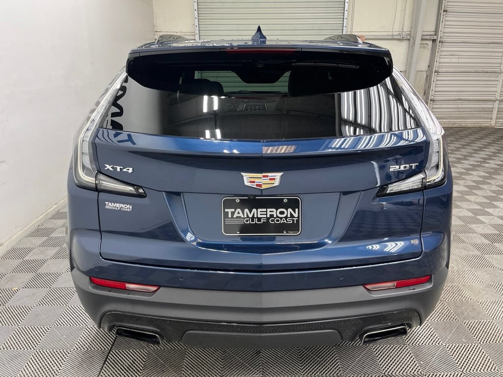 Used 2019 Cadillac XT4 Sport w/ Driver Awareness Package FWD image 10