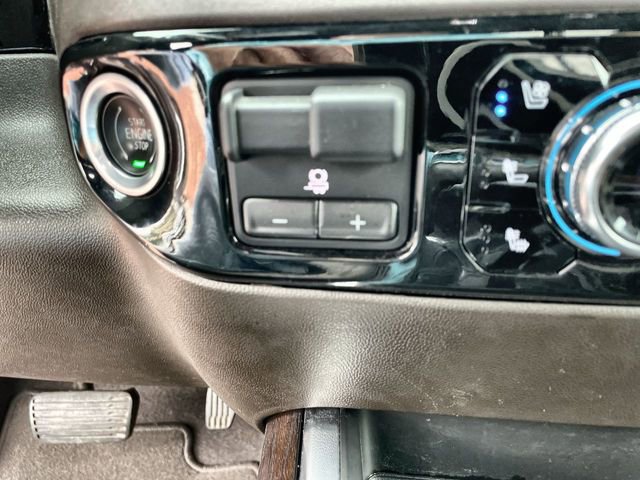 Used 2022 GMC Sierra 1500 SLT w/ SLT Premium Plus Package image 24