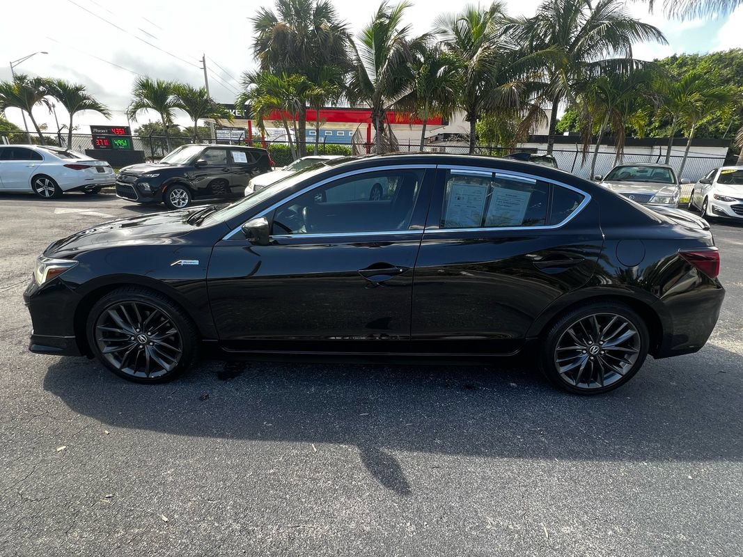 Used 2020 Acura ILX w/ Technology Plus & A-SPEC FWD image 3