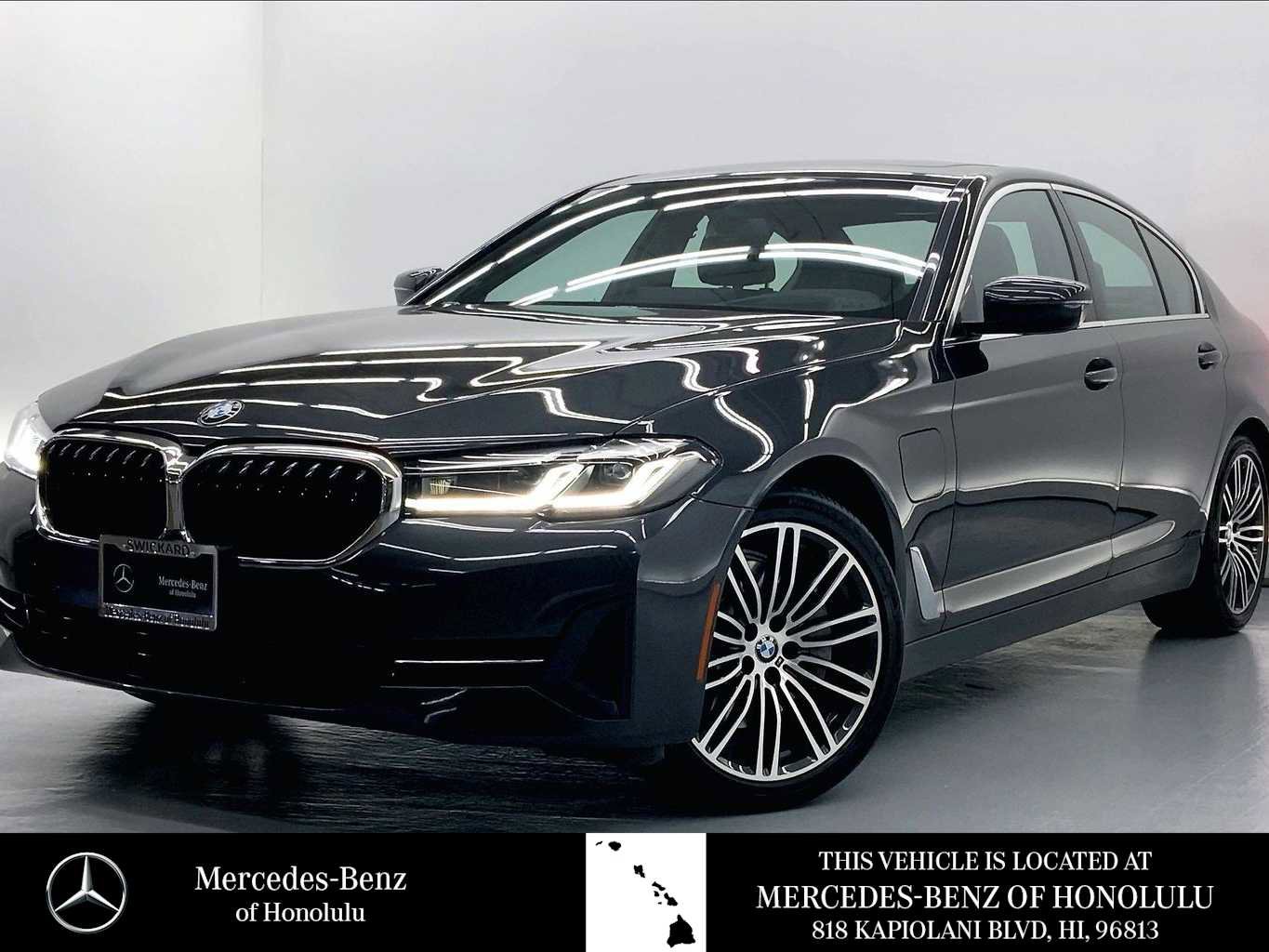 Used 2021 BMW 530e w/ Premium Package