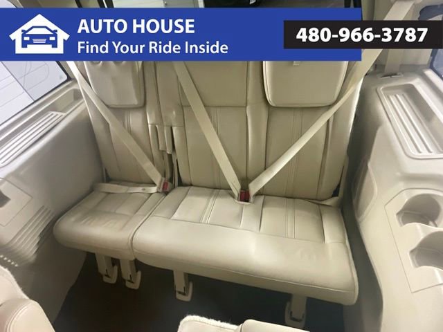 Used 2015 Lincoln Navigator 4WD w/ Equipment Group 101A Reserve image 16