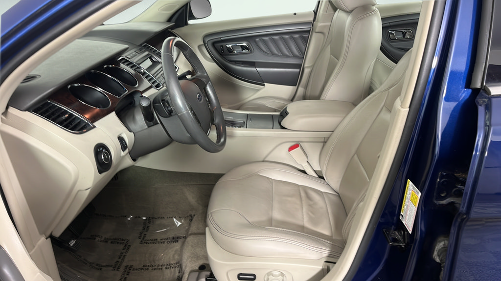 Used 2012 Ford Taurus SEL FWD image 10