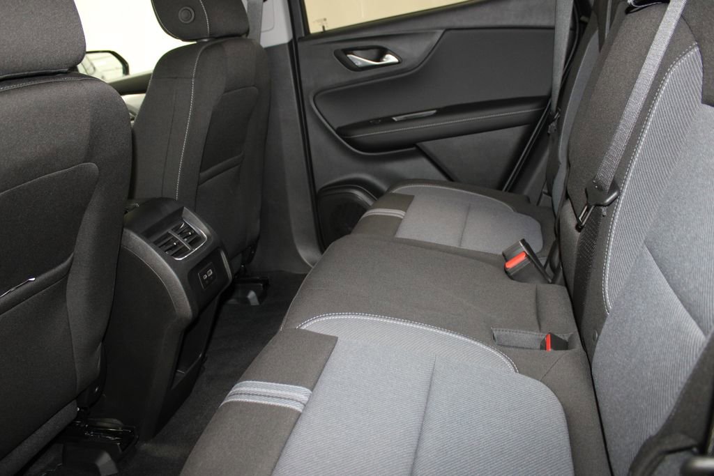 New 2025 Chevrolet Blazer LT w/ Midnight/Sport Edition image 18
