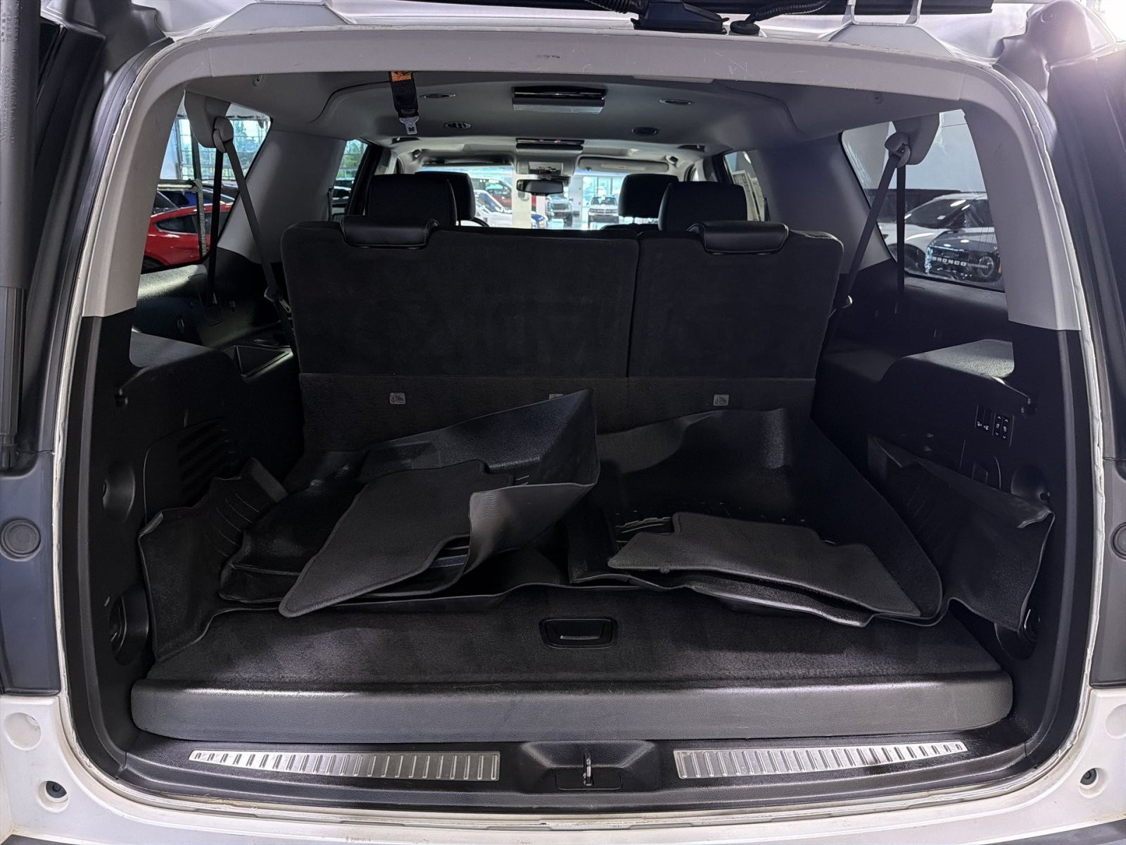 Used 2018 GMC Yukon XL SLT w/ Open Road Package AWD/4WD image 30