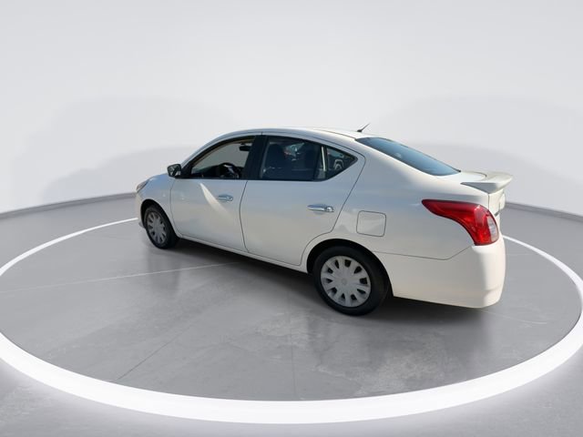 Used 2019 Nissan Versa SV image 6