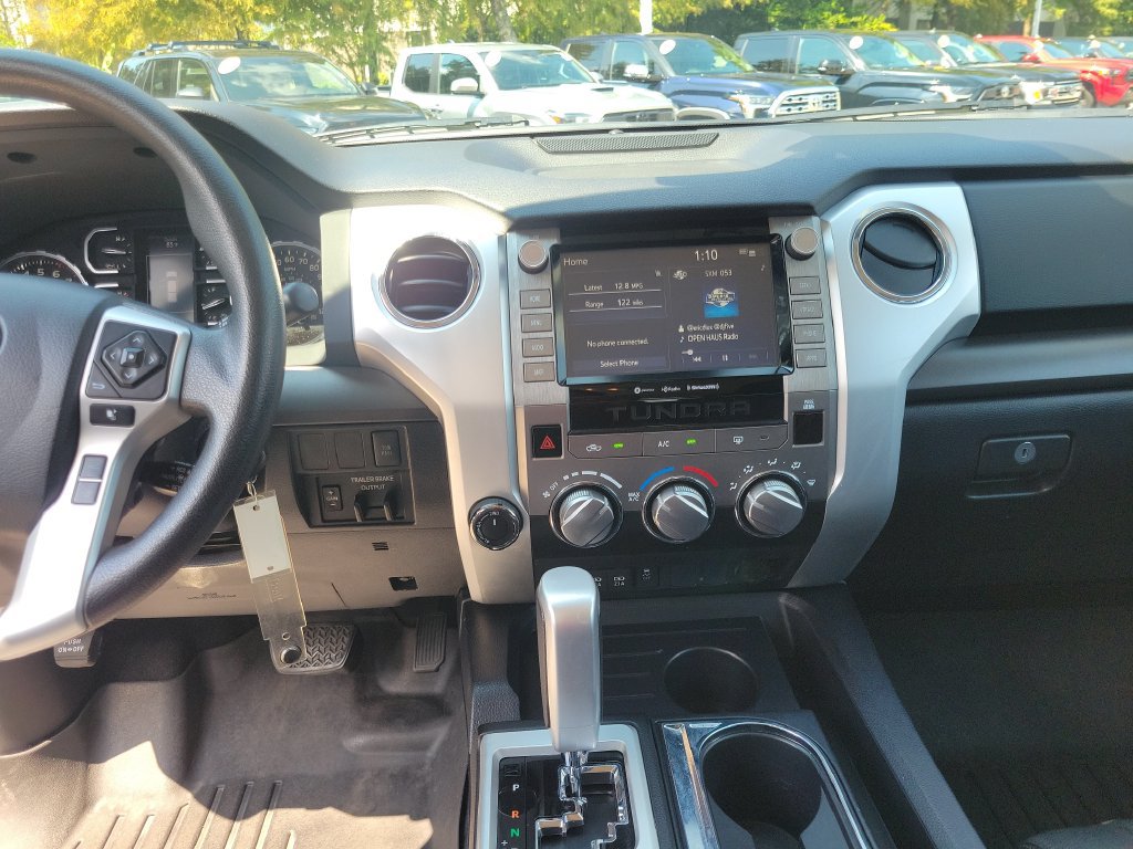Certified 2020 Toyota Tundra SR5 w/ SR5 Upgrade Package AWD/4WD image 28