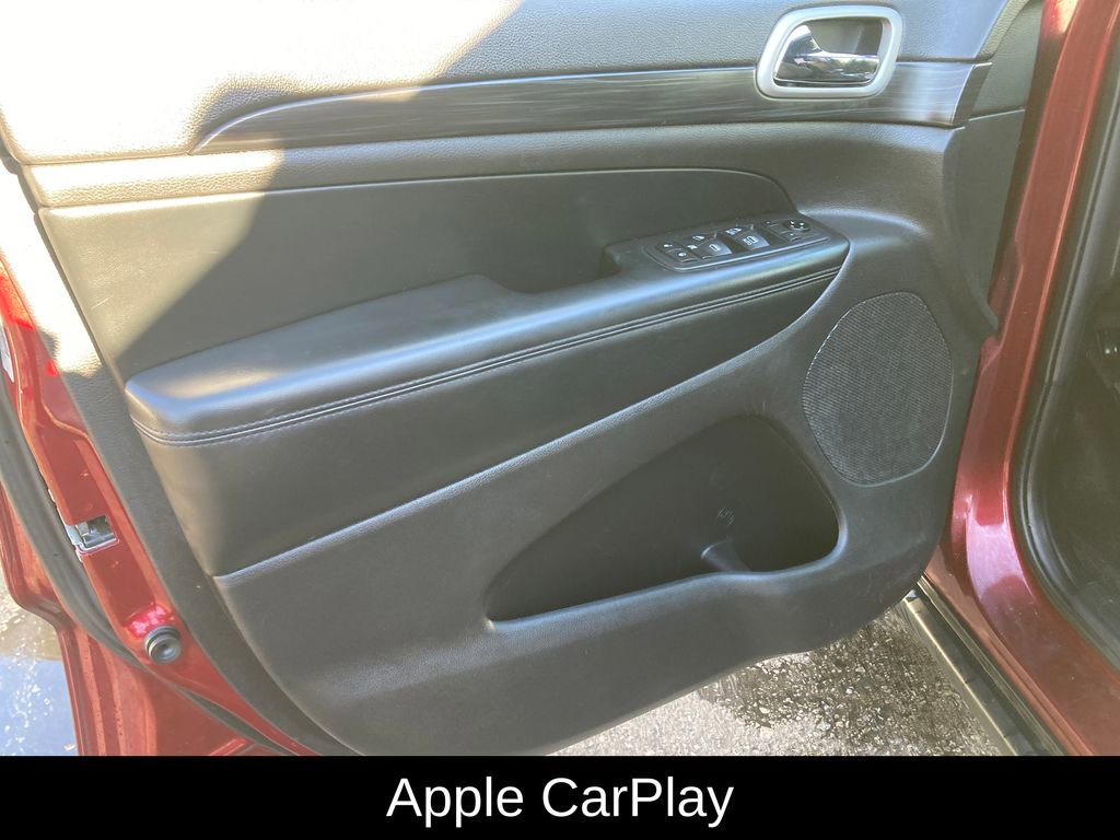 Used 2020 Jeep Grand Cherokee Laredo image 13