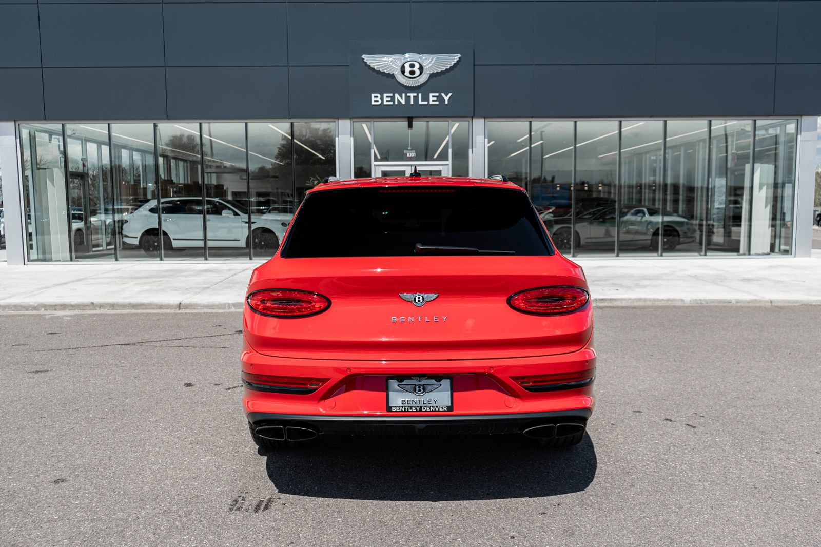 Certified 2023 Bentley Bentayga Extended Wheelbase AWD/4WD image 11