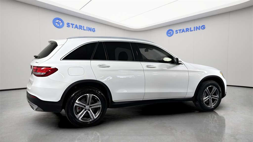 Used 2017 Mercedes-Benz GLC 300 4MATIC image 10