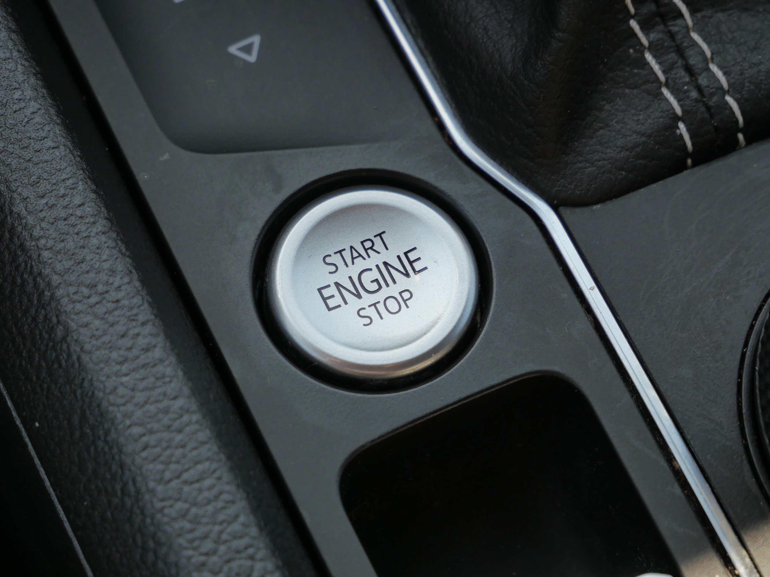 Used 2021 Volkswagen Atlas SEL Premium image 27