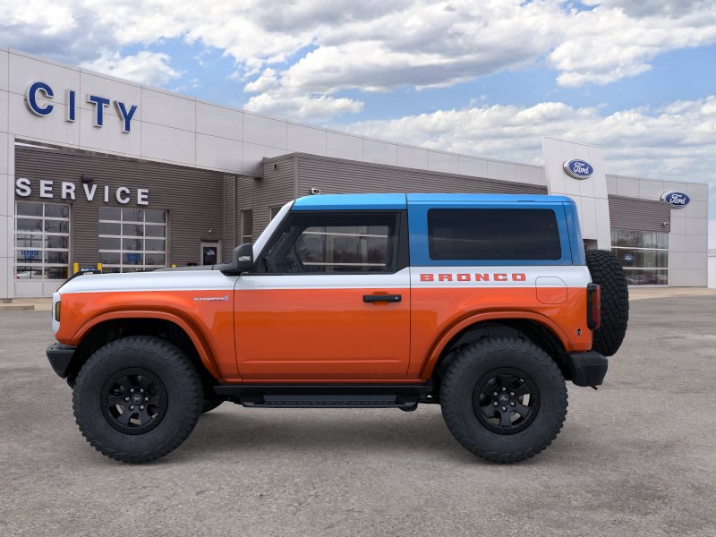 Used 2025 Ford Bronco Stroppe Edition AWD/4WD image 4