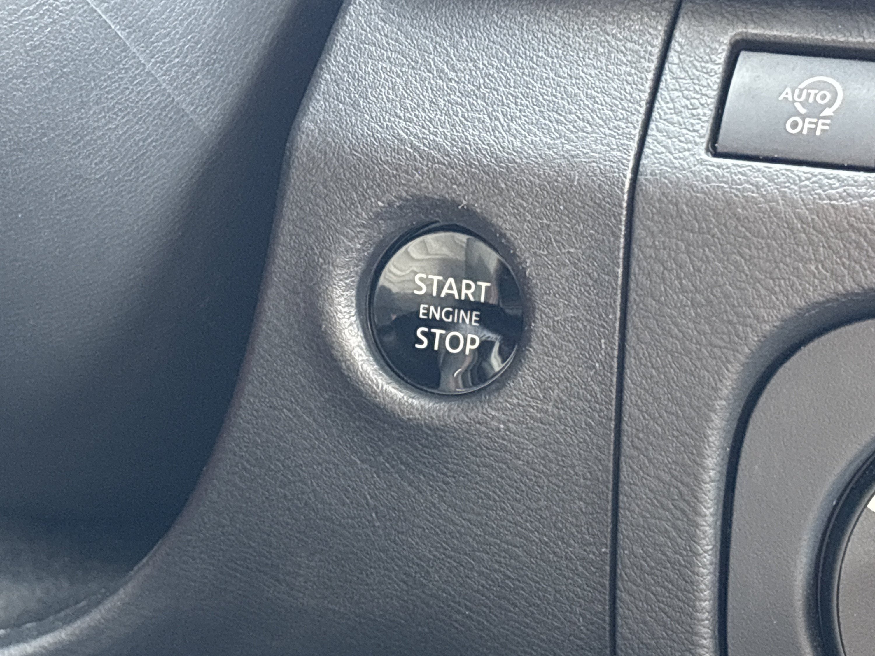 Used 2026 Nissan Frontier PRO-4X AWD/4WD image 22