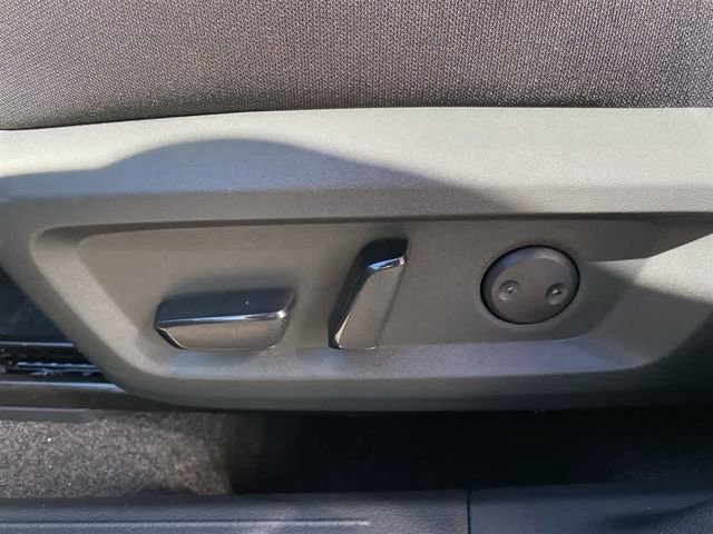 New 2026 Nissan Rogue SV w/ Cold Weather Package AWD/4WD image 12