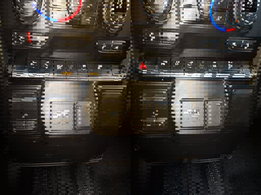 Used 2020 Chevrolet Silverado 1500 RST w/ All-Star Edition image 20