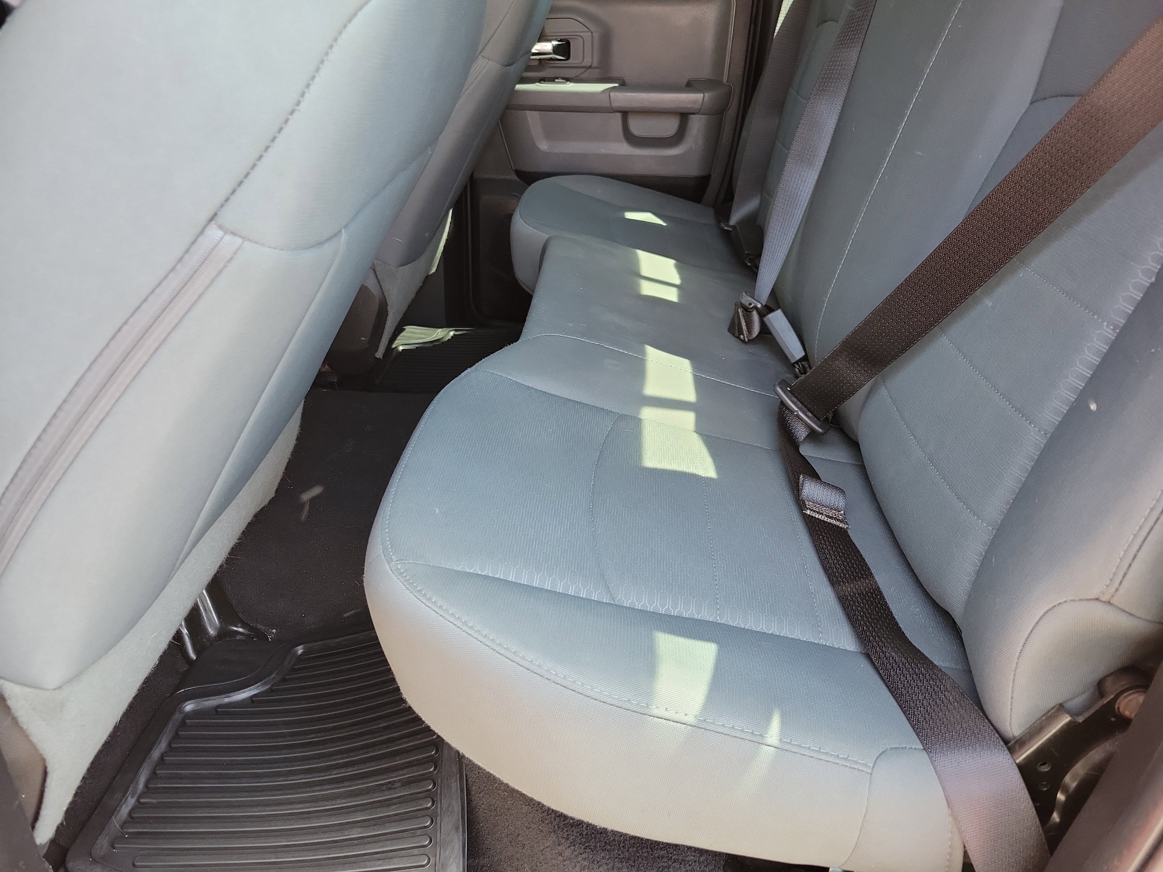 Used 2017 RAM 1500 Classic SLT image 7