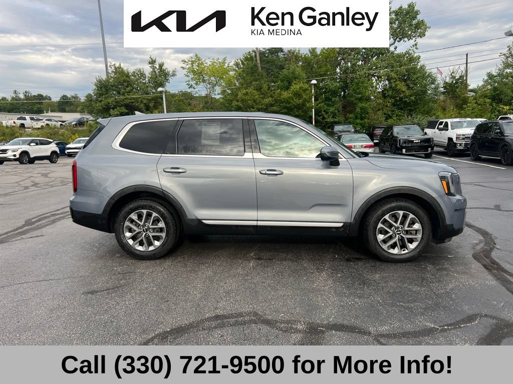 Used 2024 Kia Telluride LX FWD image 8