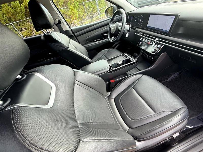 Used 2025 Hyundai Tucson Limited image 21
