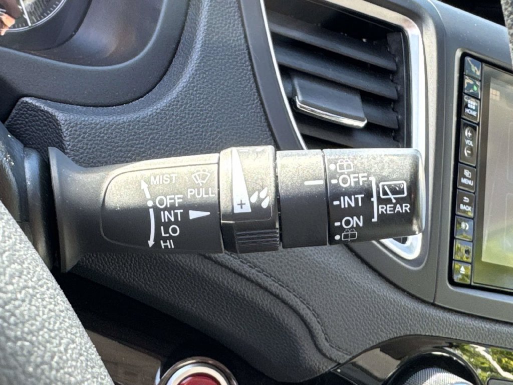 Used 2015 Honda CR-V EX-L image 26