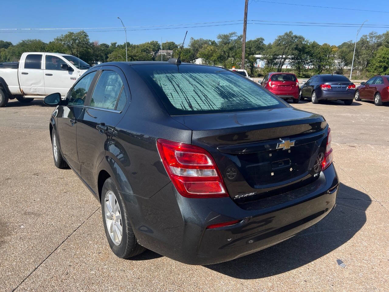 Used 2017 Chevrolet Sonic LT image 3