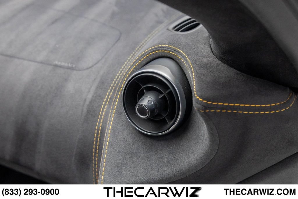 Used 2019 McLaren 600LT RWD image 98
