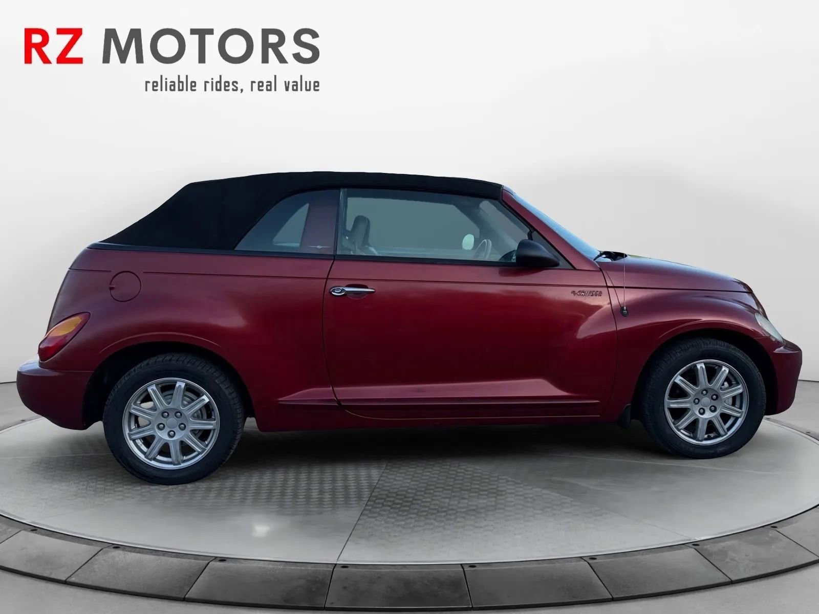 Used 2006 Chrysler PT Cruiser Touring FWD image 6