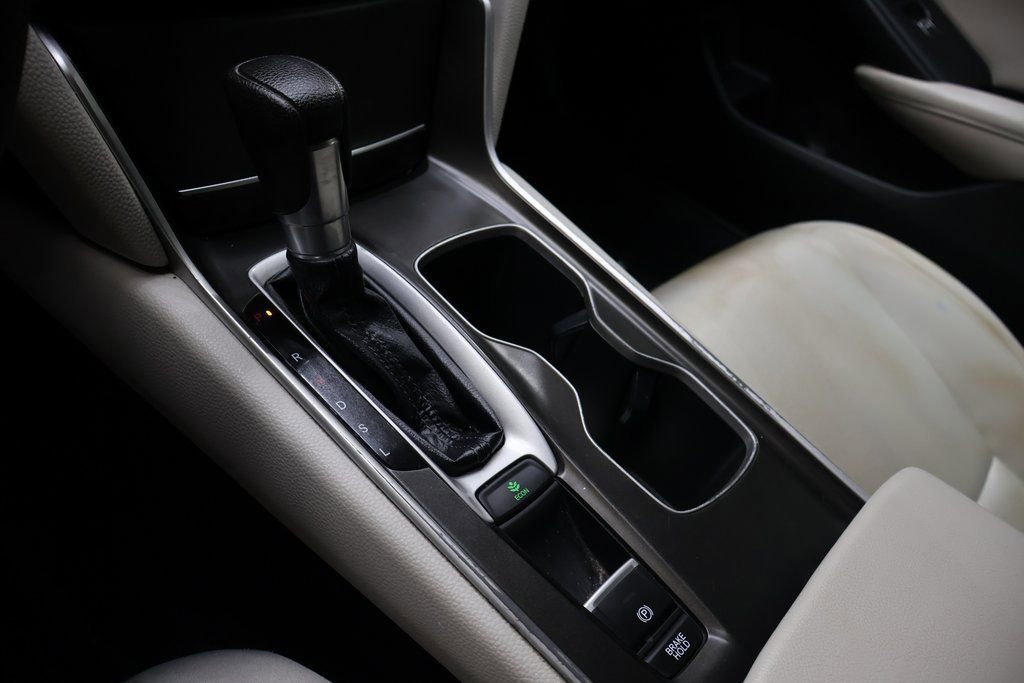 Used 2018 Honda Accord LX image 23