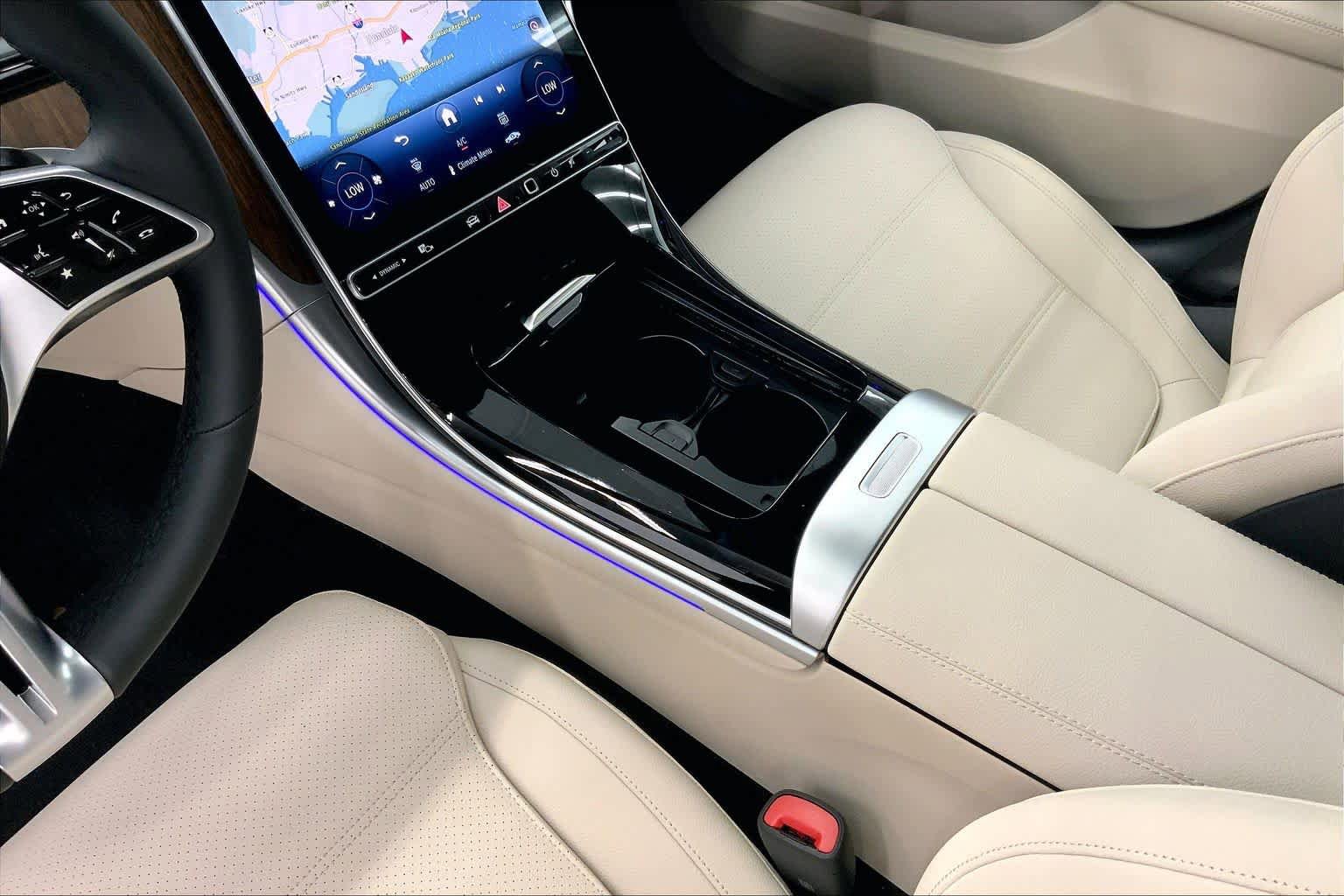 New 2026 Mercedes-Benz C 300 Sedan image 27