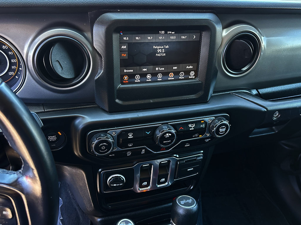 Used 2022 Jeep Wrangler Sport AWD/4WD image 16