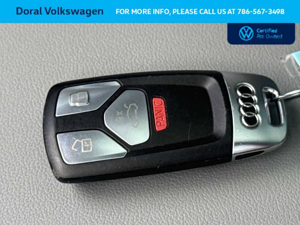 Used 2023 Audi Q5 2.0T Premium w/ Convenience Package image 28