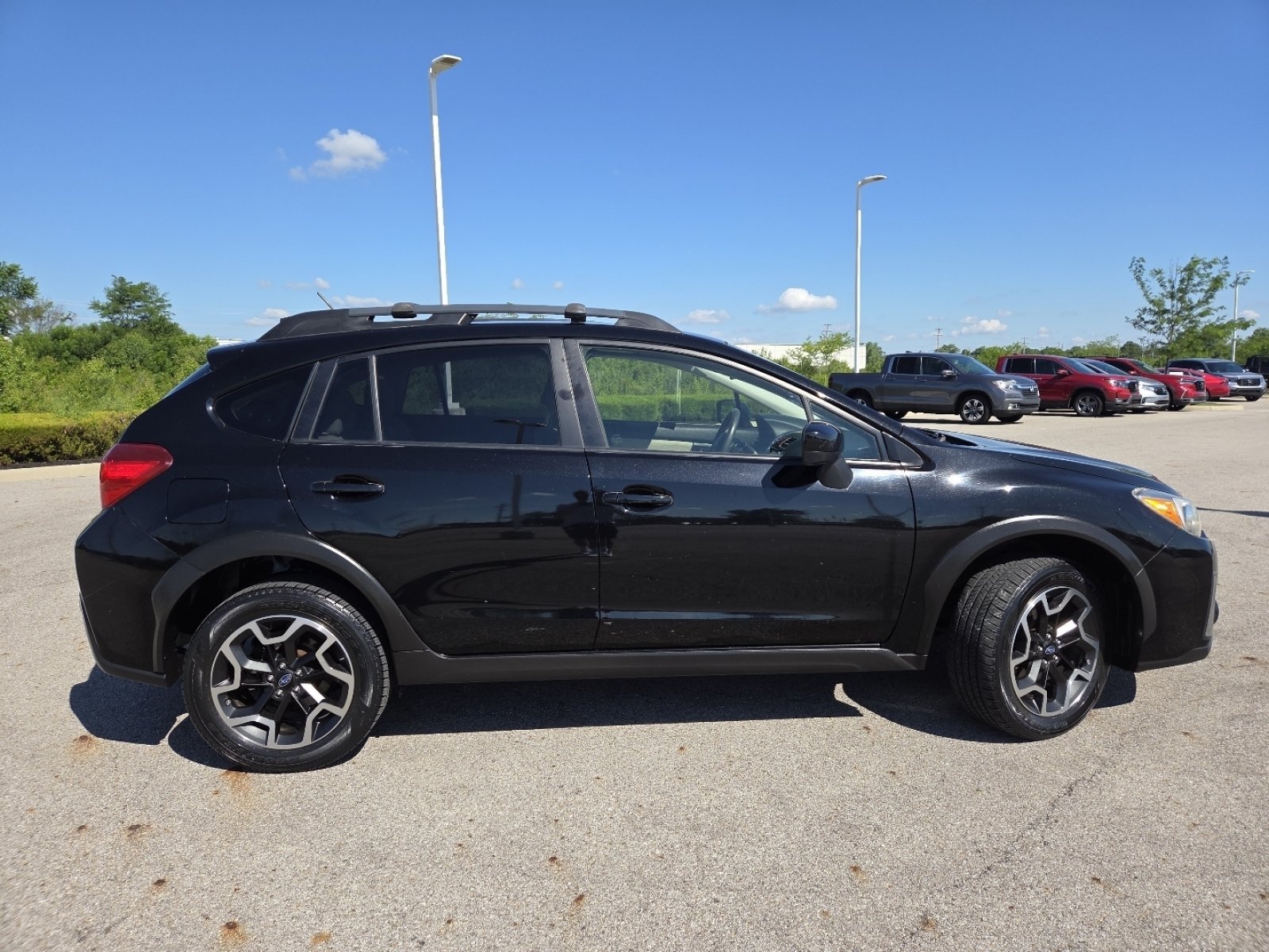 Used 2017 Subaru Crosstrek 2.0i Premium AWD/4WD image 19