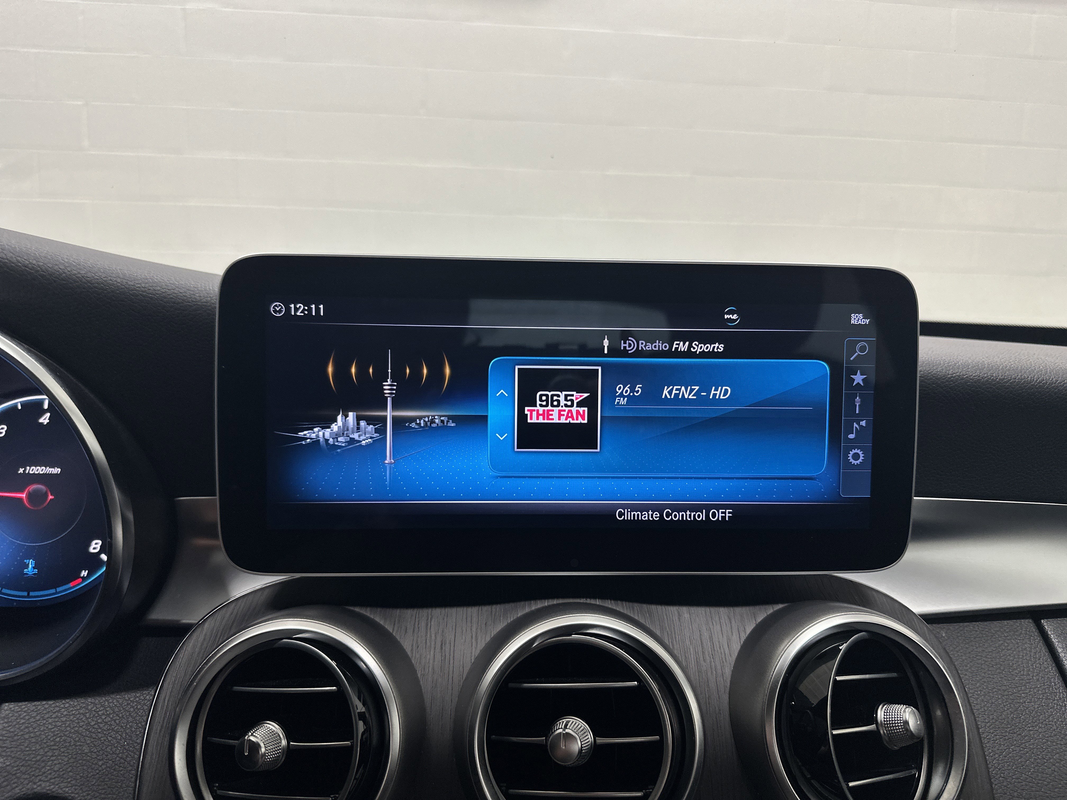 Used 2020 Mercedes-Benz C 300 4MATIC Sedan image 23